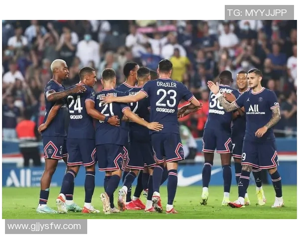 巴黎圣曼主场迎战兰斯争夺法甲积分榜重要胜利