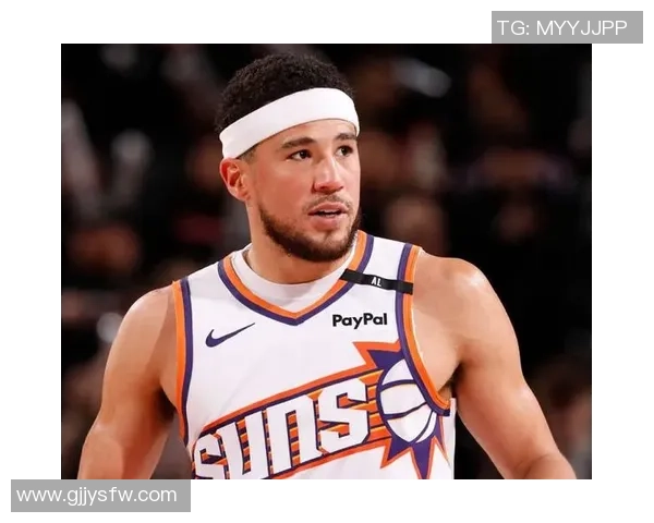 德文布克的崛起之路：从新秀到NBA超级明星的蜕变历程